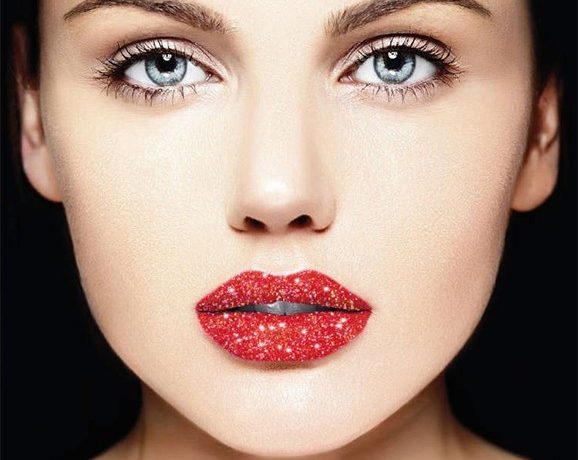 3 Ways to Make Glitter Lip Gloss - wikiHow  Glitter lip gloss, Glitter lips,  Diy lips